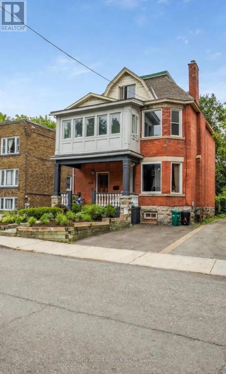 Detached at A - 135 HAWTHORNE AVENUE, Ottawa