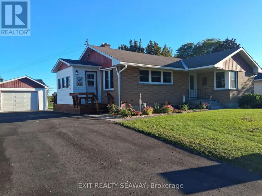 Detached at 42 SANTA CRUZ DRIVE, South Stormont