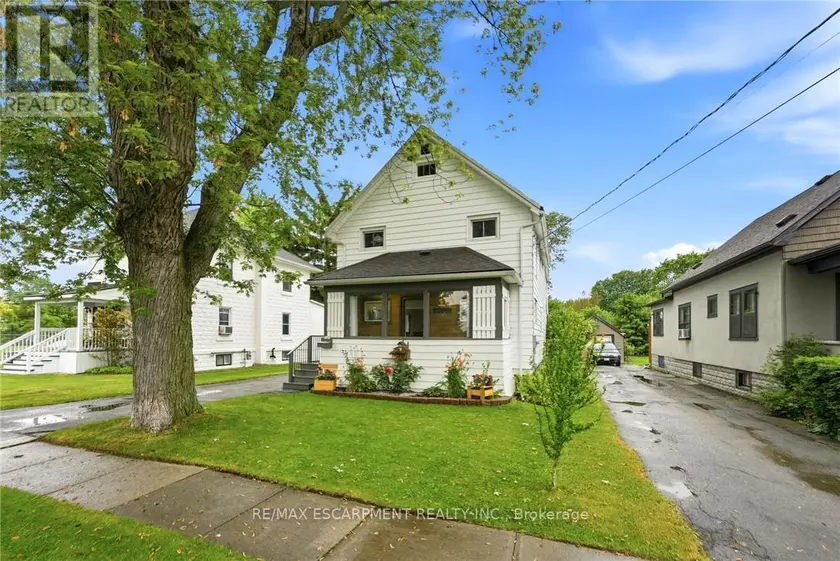 Detached at 458 DAVIS STREET, Port Colborne