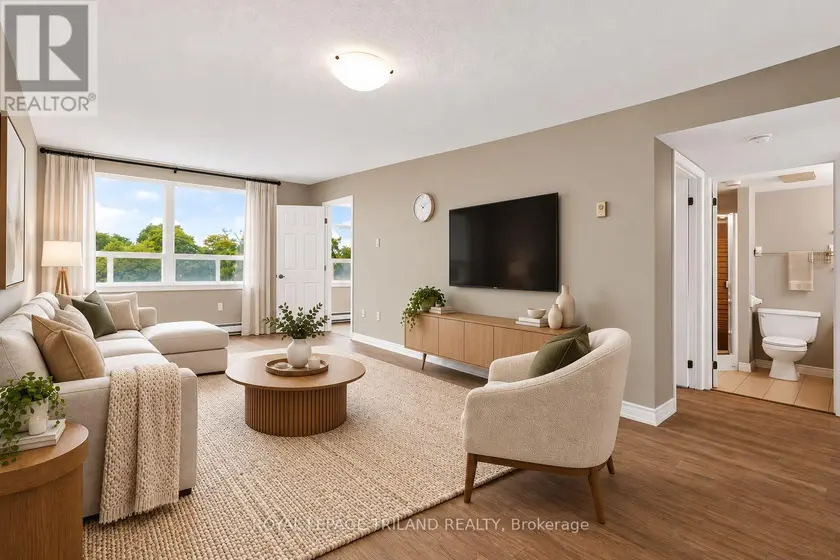 Apartment at 307 - 1510 RICHMOND STREET, London