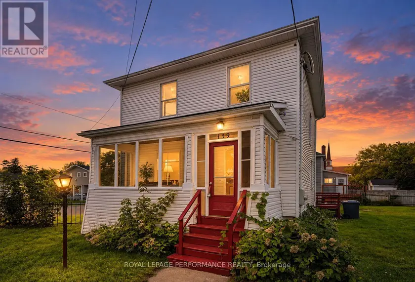 Detached at 139 EIGHTH STREET W, Cornwall