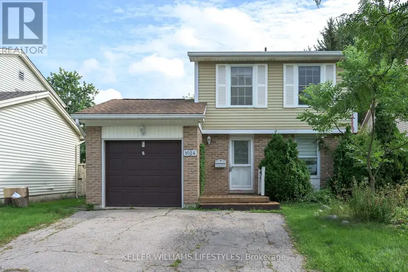 Detached at 1024 JALNA BOULEVARD, London South
