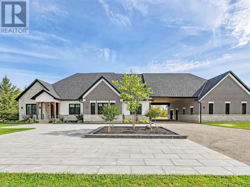 Detached at 4143 CONCESSION RD 11, Puslinch