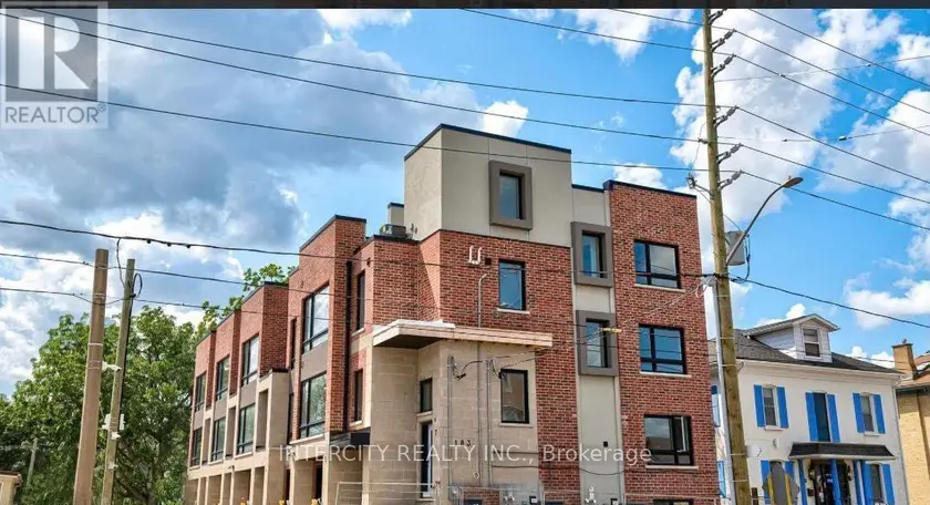 Townhouse at 7 - 183 VICTORIA STREET N, Kitchener
