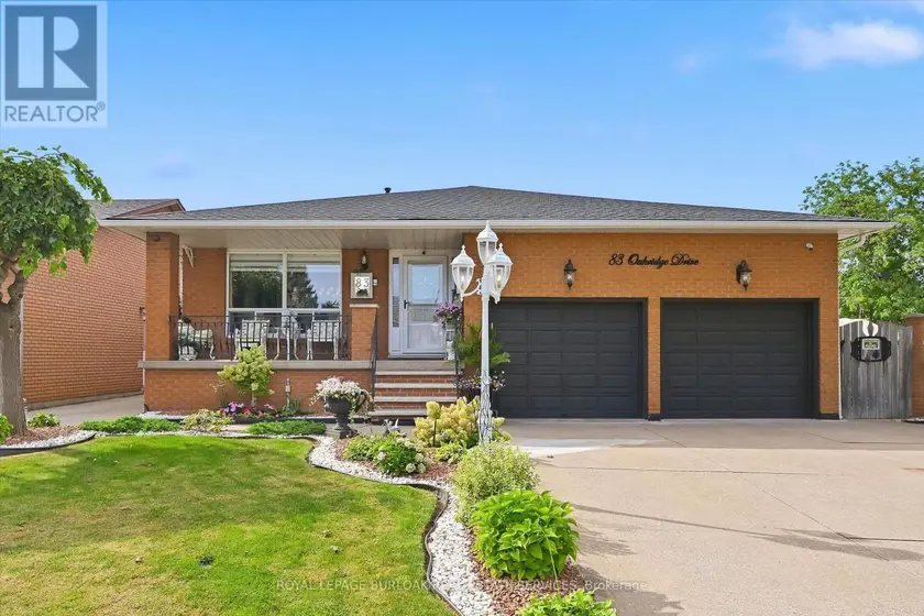 Detached at 83 OAKRIDGE DRIVE, Hamilton