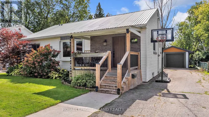 Detached at 205 ERIE STREET, St. Thomas
