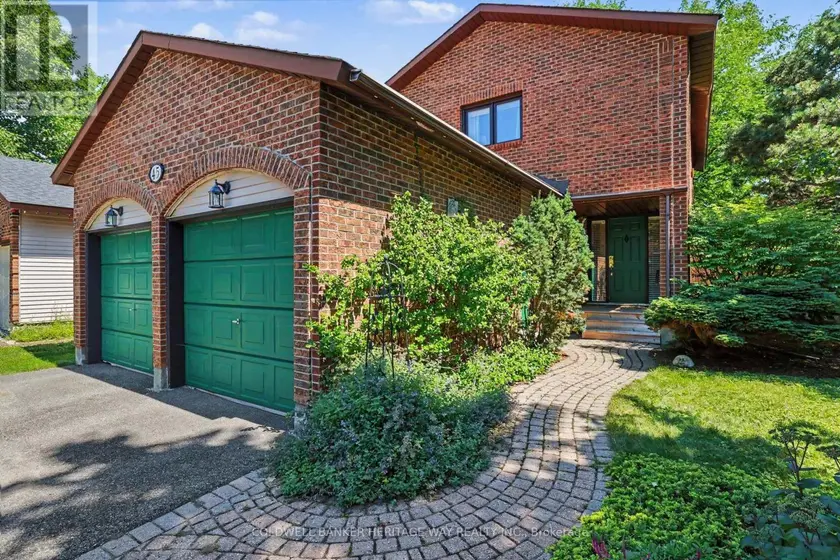Detached at 45 SHADETREE CRESCENT, Ottawa