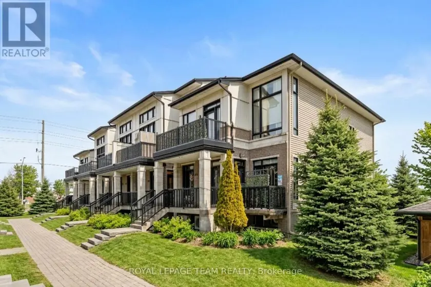 Townhouse at 298 PEMBINA PRIVATE, Ottawa