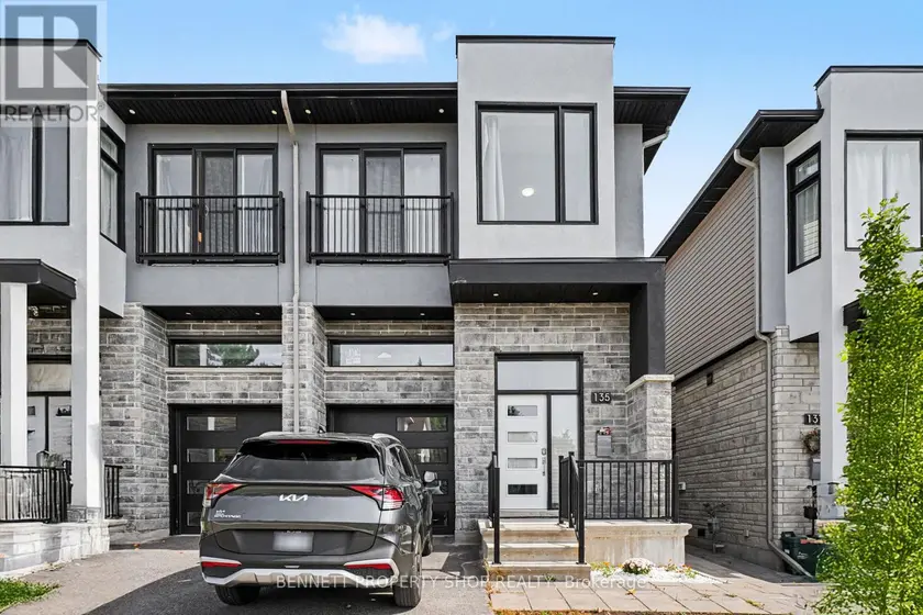 Semi-Detached/Link at 135 DUFORD STREET, Ottawa