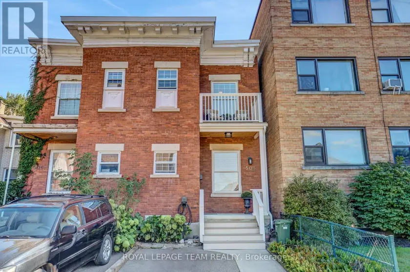 Semi-Detached/Link at 504 CLARENCE STREET E, Ottawa