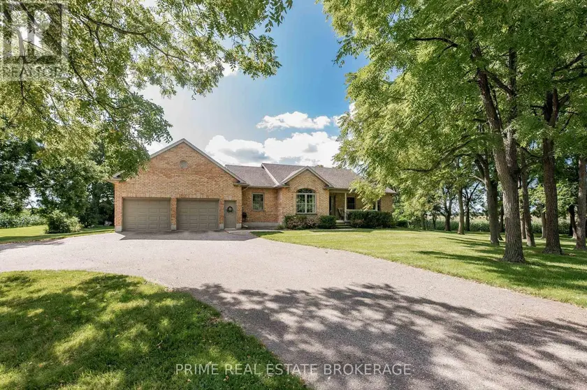 Detached at 46821 MAPLETON LINE, Aylmer