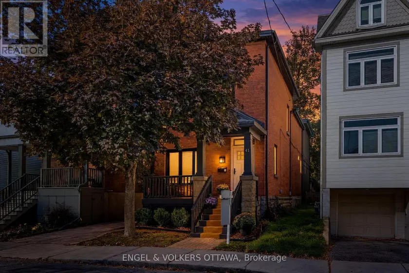 Detached at 41 IVY CRESCENT, Ottawa
