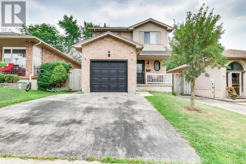 Detached at 27 GERALD CRESCENT, London South