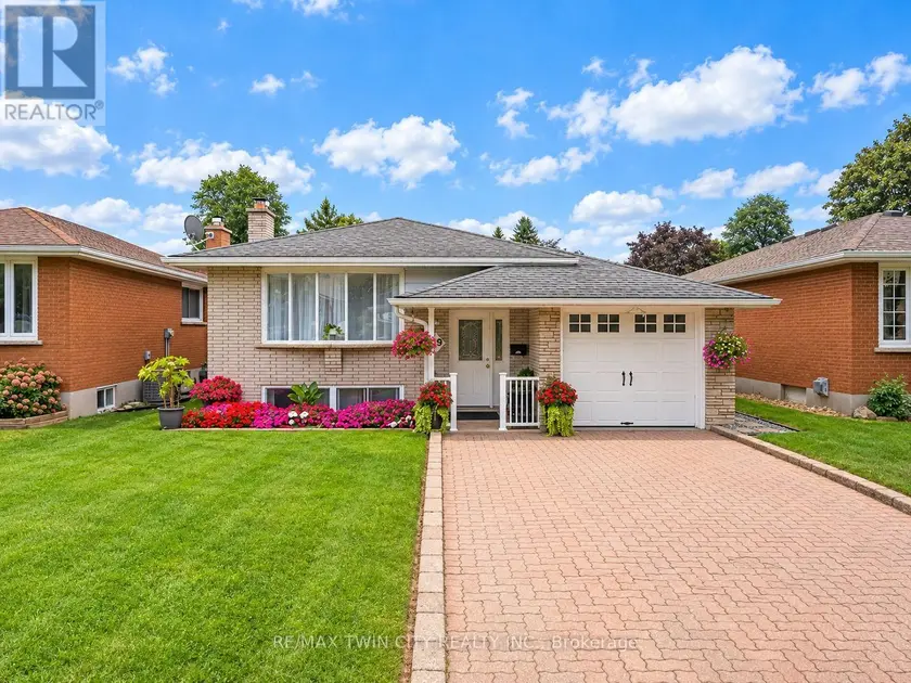 Detached at 49 CARNABY CRESCENT, Kitchener