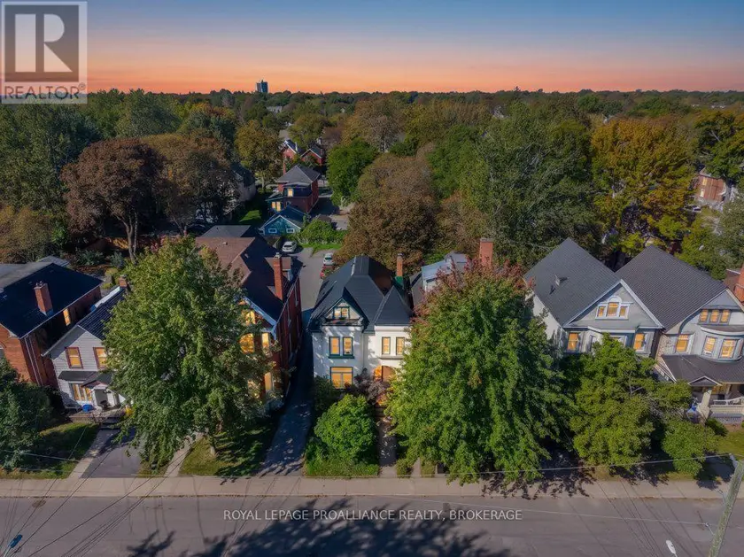 Detached at 236 FRONTENAC STREET, Kingston