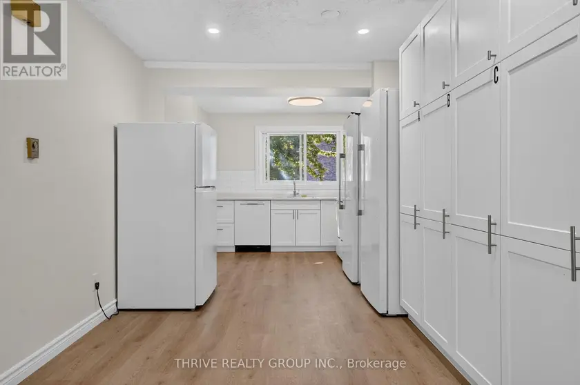 Townhouse at 36 - 40 SUMMIT AVENUE, London North