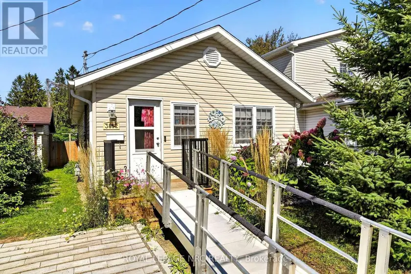 Detached at 3852 MATHEWSON AVENUE, Fort Erie