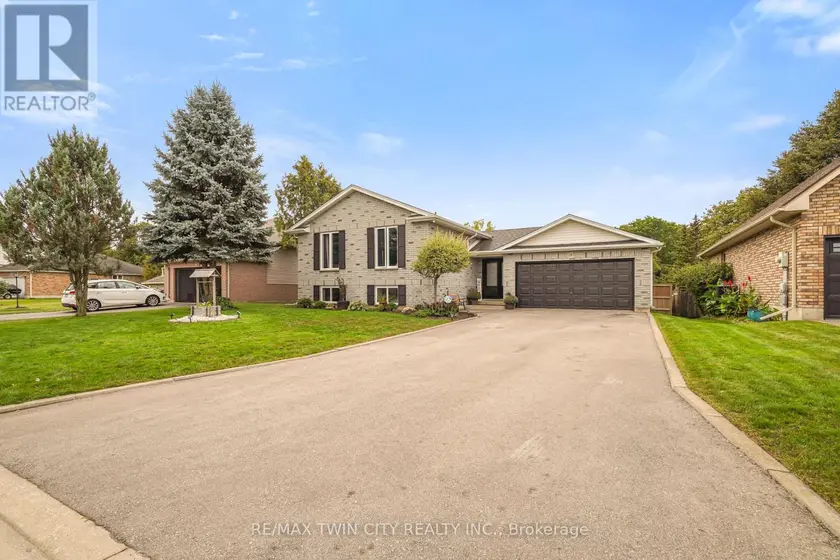 Detached at 26 MACPHERSON DRIVE, Brant