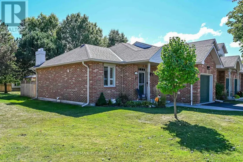 Townhouse at 69 NATALIA AVENUE, Hamilton