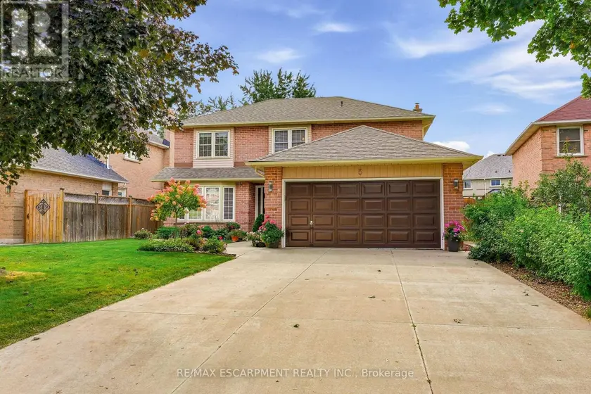 Detached at 5 MICHELLE DRIVE, St. Catharines