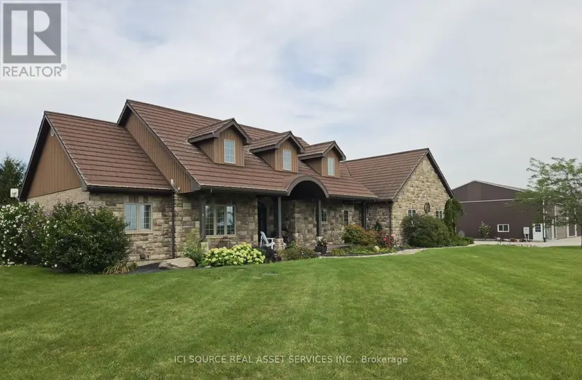 Detached at 1532 KERR LINE, St. Clair