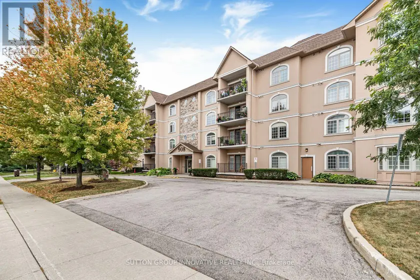 Apartment at 303 - 908 MOHAWK ROAD E, Hamilton