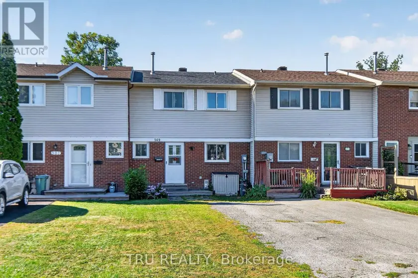 Townhouse at 369 MOCKINGBIRD DRIVE, Ottawa