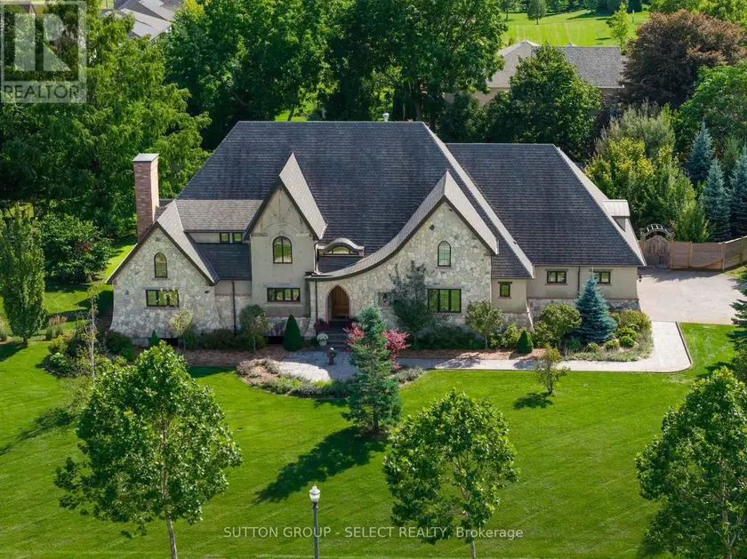 Detached at 1039 CHERRYGROVE DRIVE, London South