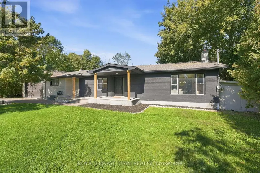 Detached at 1819 RIDEAU ROAD, Ottawa