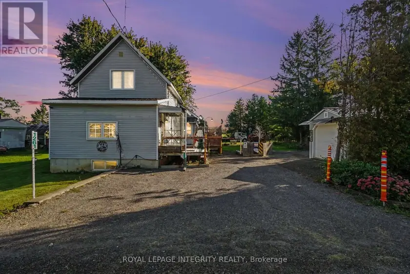 Detached at 1261 RODNEY LANE, North Dundas