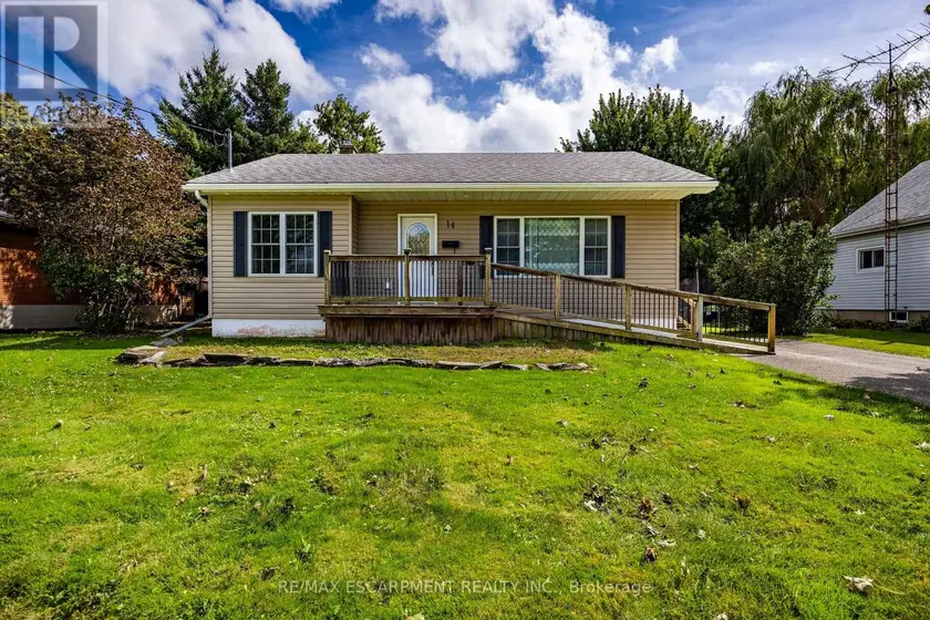 Detached at 14 CARRICK STREET, Haldimand