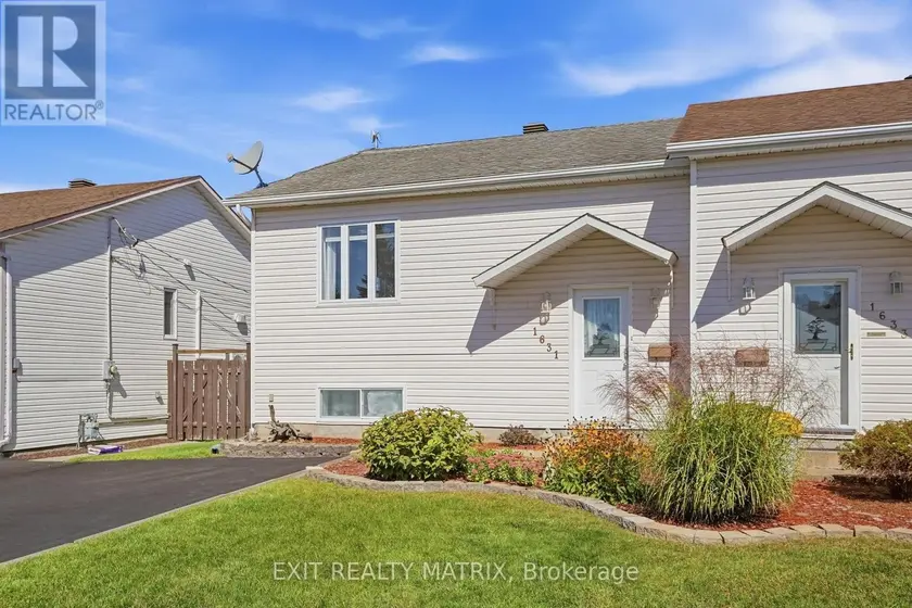 Semi-Detached/Link at 1631 LANSDOWNE STREET, Hawkesbury