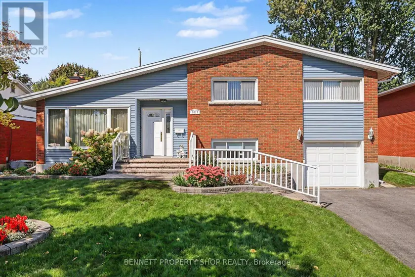 Detached at 1817 GILBERT AVENUE, Ottawa