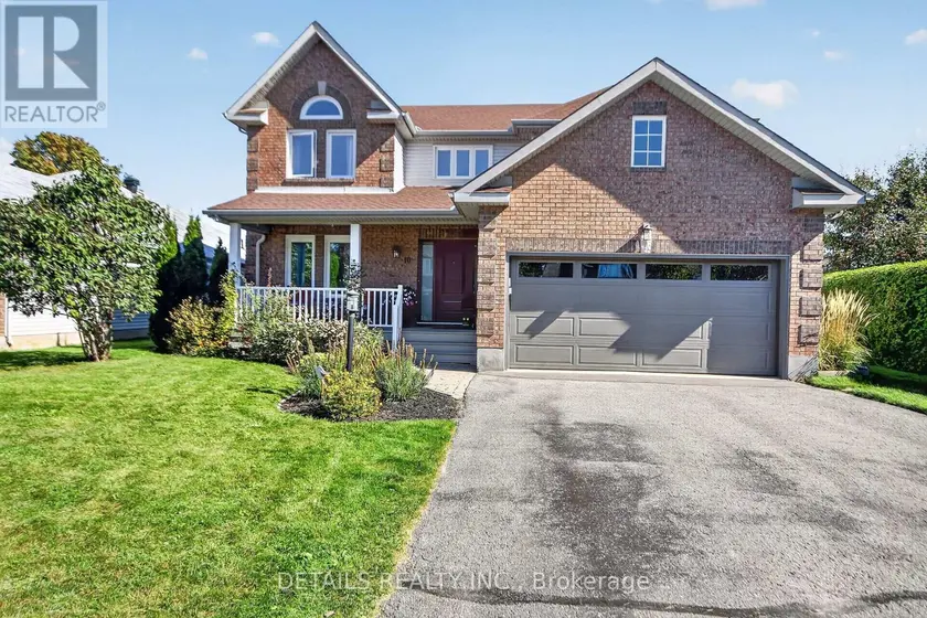 Detached at 10 FOREST CREEK DRIVE, Ottawa