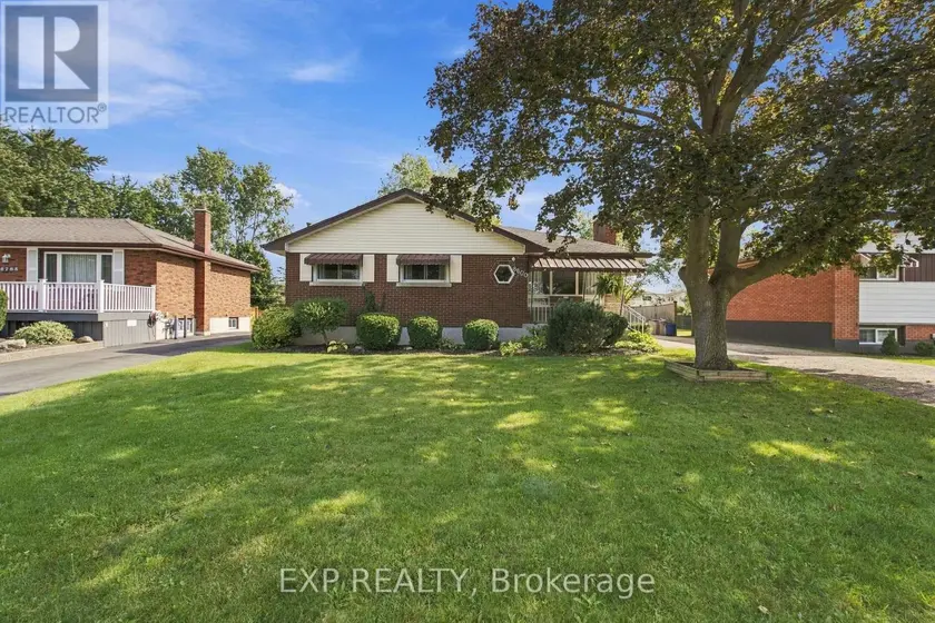 Detached at 8800 CHAMPLAIN DRIVE, Niagara Falls