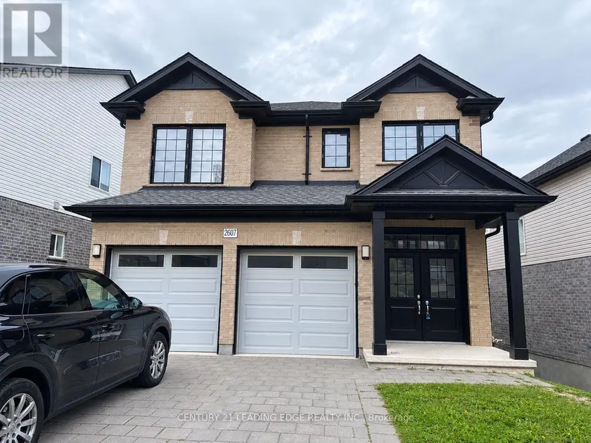 Detached at 2607 SHEFFIELD BOULEVARD, London South
