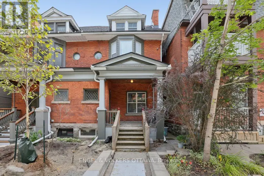 Semi-Detached/Link at 190 JAMES STREET, Ottawa