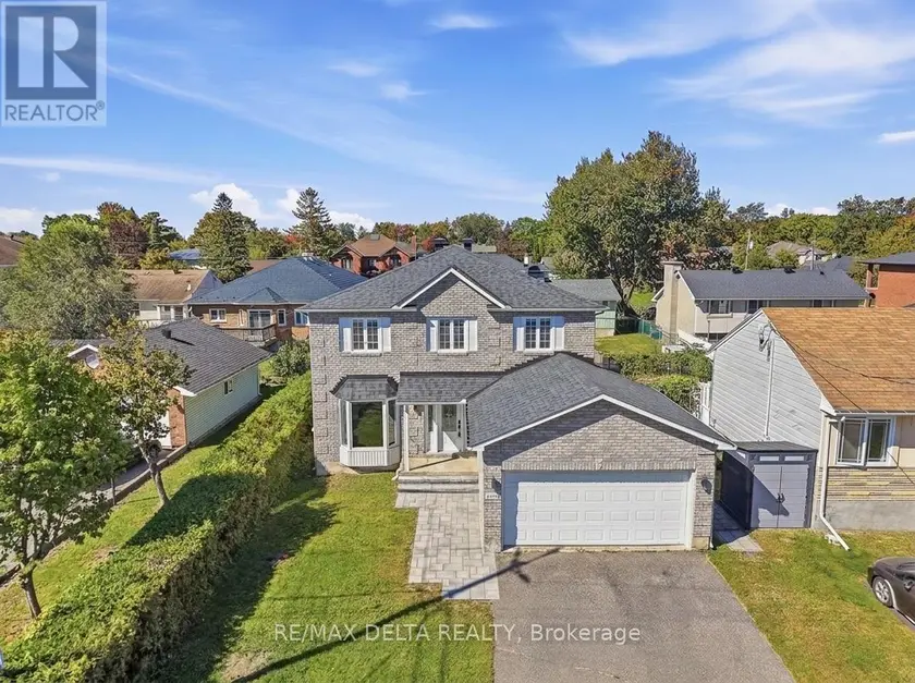 Detached at 1791 QUEENSDALE AVENUE, Ottawa