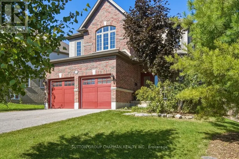 Detached at 850 TEAKWOOD LANE, London North