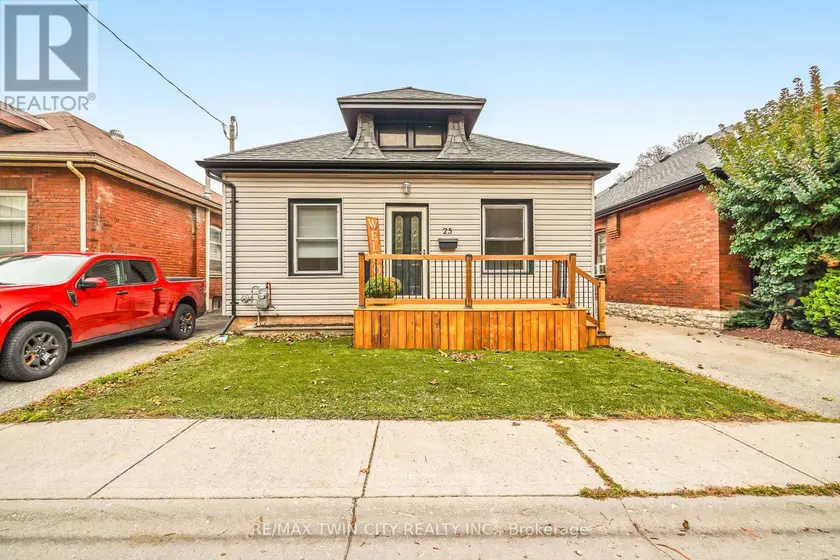 Detached at 25 ALONZO STREET, Brantford