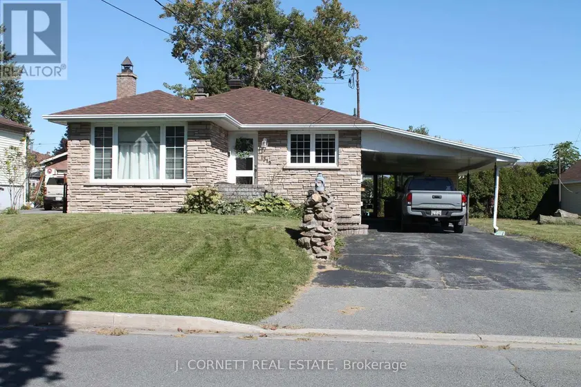 Detached at 1319 NOTRE DAME STREET, Cornwall