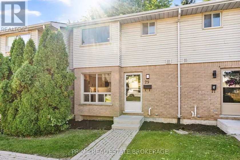 Townhouse at 29 - 35 WATERMAN AVENUE, London South