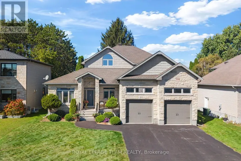 Detached at 60 DE LA RIVE DRIVE, Russell