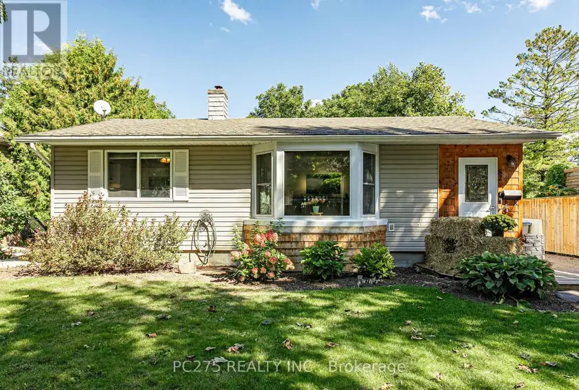 Detached at 82 CENTRE STREET, Huron East