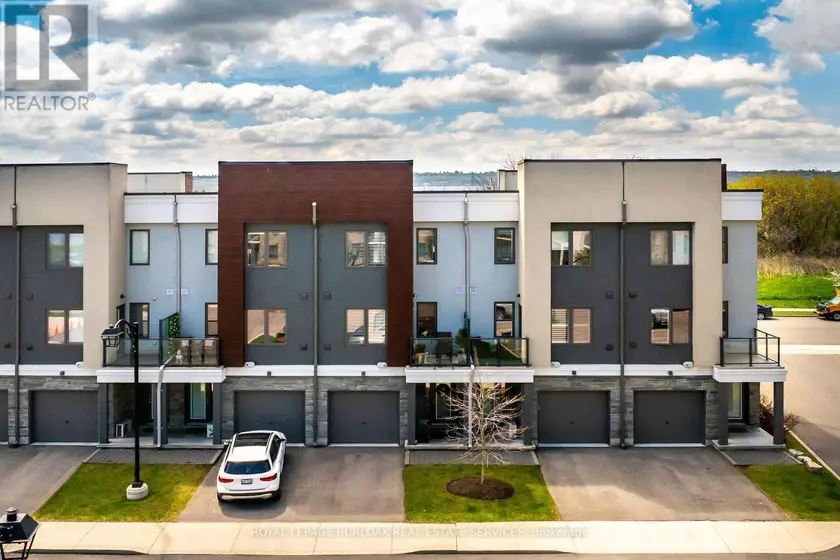 Townhouse at 9 - 115 SHOREVIEW PLACE, Hamilton
