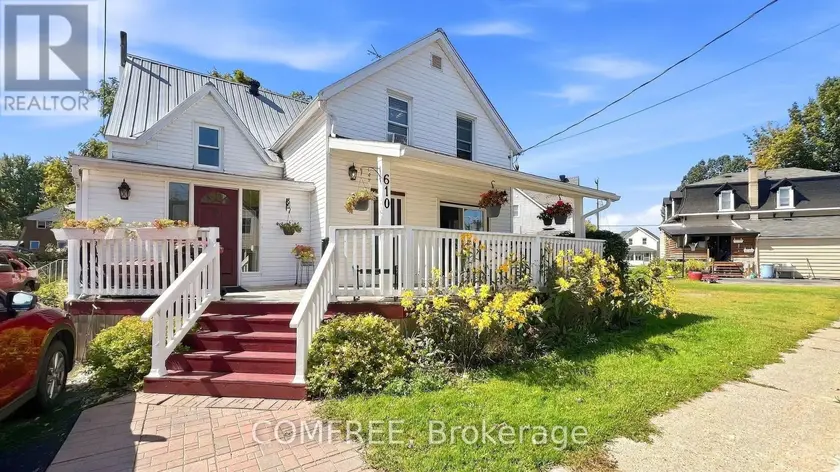 Detached at 610 EAST STREET W, Edwardsburgh/Cardinal