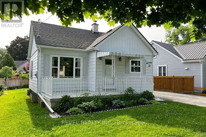 Detached at 76 MOUNT PLEASANT STREET, Brantford