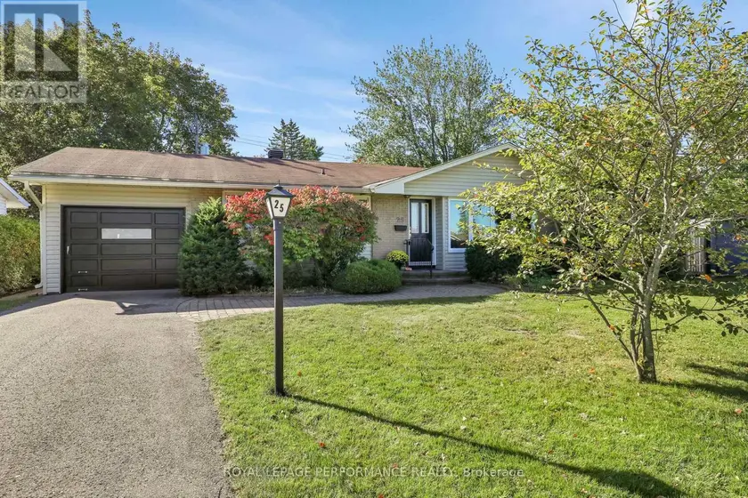 Detached at 25 THORNCLIFF PLACE, Ottawa