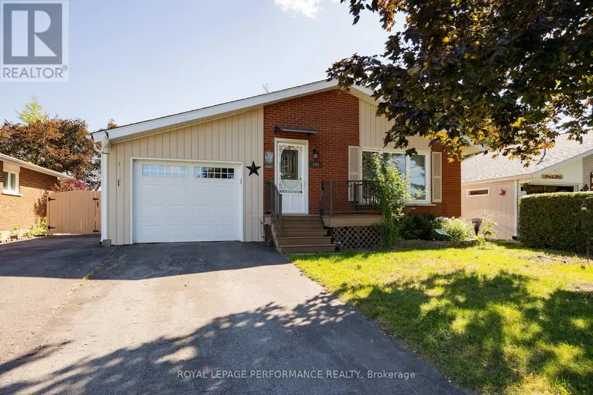 Detached at 104 KINCARDINE STREET W, North Glengarry