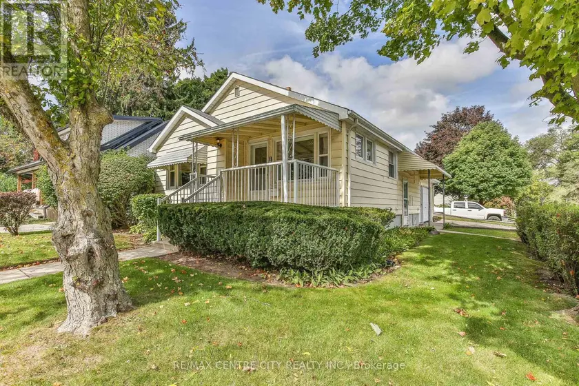 Detached at 10 CONCESSION STREET E, Tillsonburg